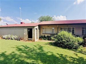 1.7 ha Farm in Mantevrede