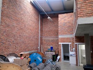 283 m² Industrial space in Brentwood Park