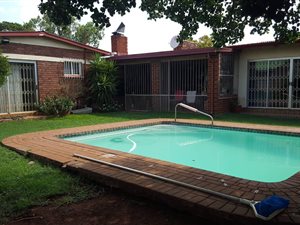 3 Bed House in Valhalla