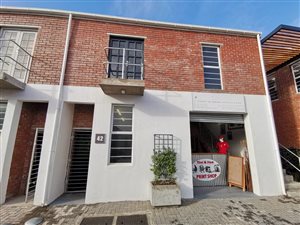 93 m² Industrial space in Kensington