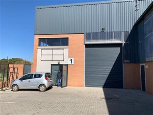 152 m² Industrial space in Laser Park