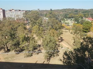 1.5 Bed Apartment in Weavind Park