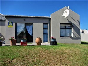2 Bed Townhouse in Reebok
