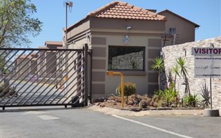 3 Bedroom House in Benoni South