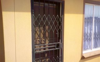 2 Bedroom House in Protea Glen