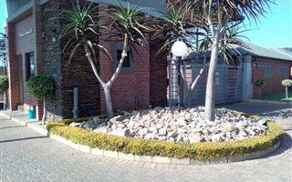 2 Bedroom Townhouse in Andeon AH
