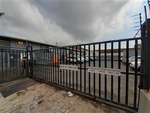250 m² Commercial space in Bulwer