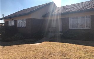 5 Bedroom House in Pullens Hope