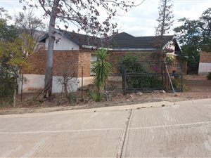 4 Bed House in Louis Trichardt