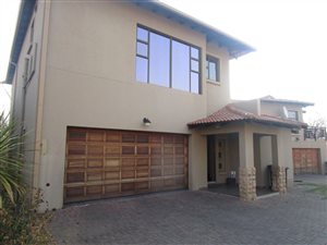 3 Bed House in Three Rivers