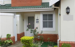 3 Bedroom Townhouse in Mt Edgecombe Estate 1 & 2