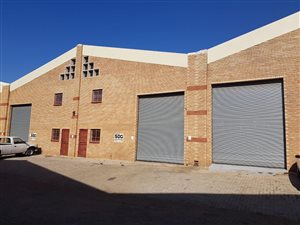 3675 m² Industrial space in Steeledale