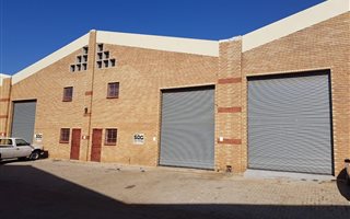 3675 m² Industrial space in Steeledale
