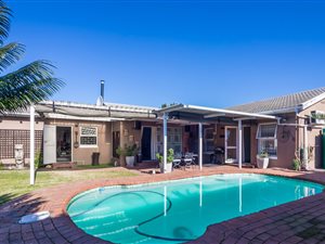 3 Bed House in Plattekloof Glen