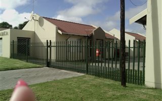 2 Bedroom Apartment in Trichardt