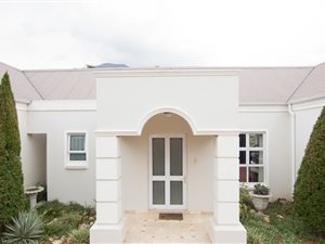 3 Bedroom House in Montclair