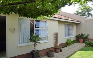2 Bedroom Apartment in Magaliessig