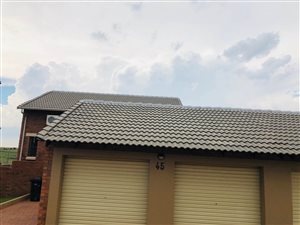 3 Bedroom Townhouse in Mooikloof Ridge