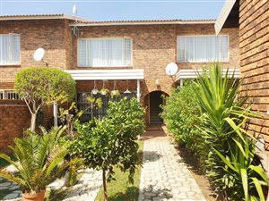2 Bed Duplex in Brackenhurst