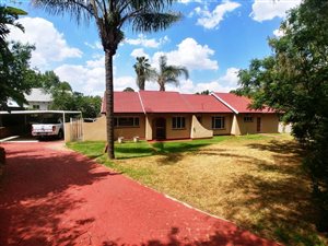 4 Bed House in Olivedale
