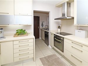 3 Bed House in Sunninghill