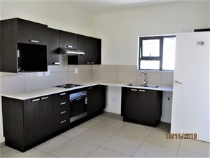 2 Bed Apartment in Dainfern