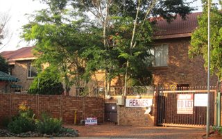 3 Bedroom Apartment in Doornpoort and surrounds