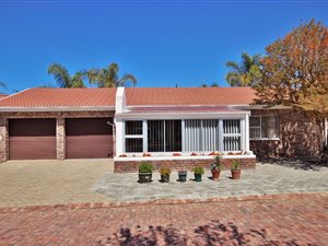 2 Bed House in Oudtshoorn