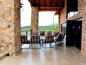 4 Bed House in Mabalingwe Nature Reserve