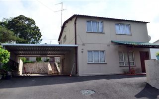 3 Bedroom Cluster in Chatsworth Central