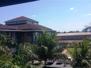 40 m² Office Space in Meerensee