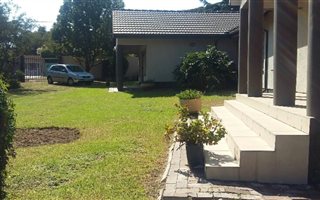 4 Bedroom House in Lombardy East