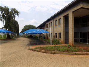 5285.83984375 m² Office Space in Witfield