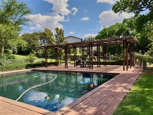 2 Bedroom Apartment in Jackal Creek Golf Estate