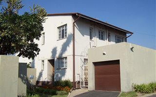 3 Bedroom Duplex in Delville