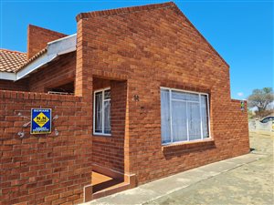 3 Bed House in Hillside