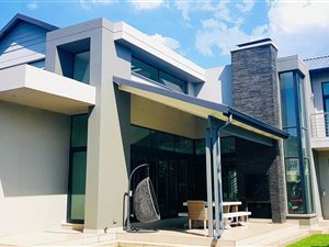 4 Bed House in Waterfall Country Village