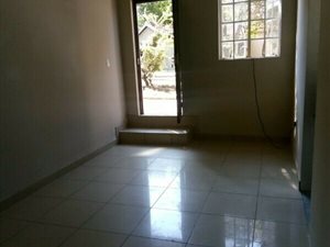 1 Bed Garden Cottage in Kelvin