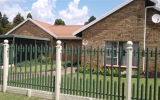 4 Bedroom House in Vanderbijlpark SW