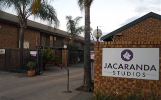 Studio apartment in Rietfontein