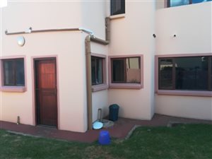 3 Bed Townhouse in Lydenburg