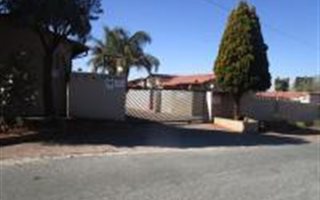 2 Bedroom Simplex in Georginia