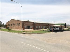 1002 m² Commercial space in Nigel