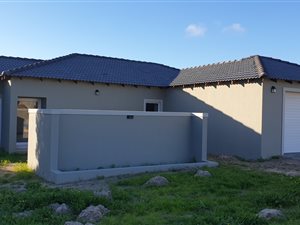 4 Bed House in Langebaan