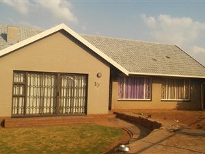 3 Bed House in Marlands