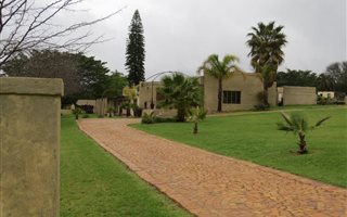 100 ha Farm in Paarl