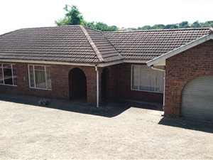 3 Bed House in Bisley