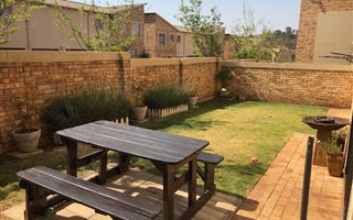 3 Bedroom Townhouse in Wilgeheuwel