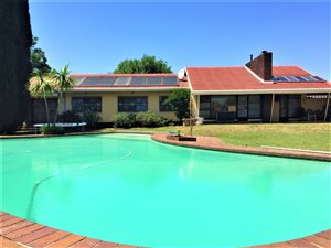 4 Bed House in Parkhill Gardens