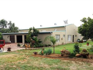 95 ha Farm in Dinokeng